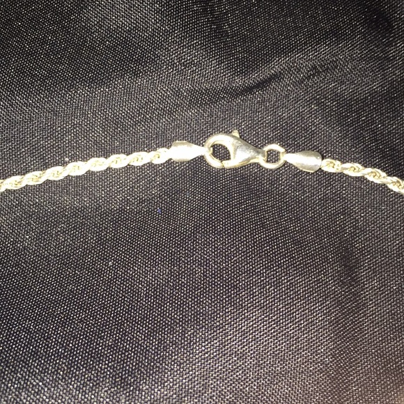 Solid silver chain 22 in - Picture 3 of 4